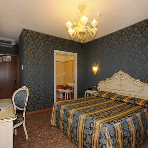 https://il-mercante-di-venezia.hotelslidodijesolo.com