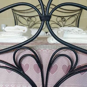 Bed & Breakfast White, Lecce