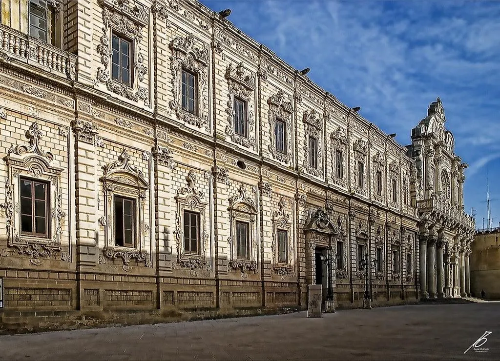 Locazione Turistica Regina Maria B&B Lecce Bed & Breakfast